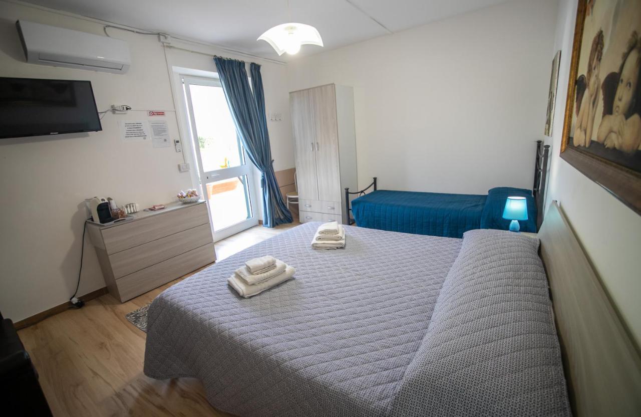 Royal Rooms Terracina Dış mekan fotoğraf
